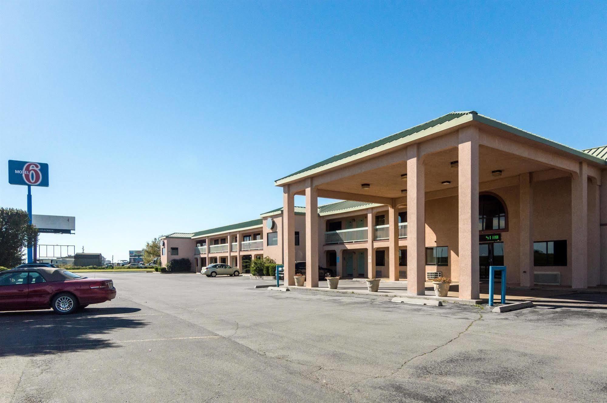Motel 6 Erick Dış mekan fotoğraf